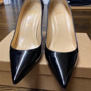 Christian Louboutin black patent leather sz 39, 3.3 inch heel (Decollete 85)